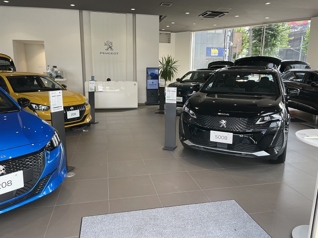 ショールーム車両新しくなりました！！