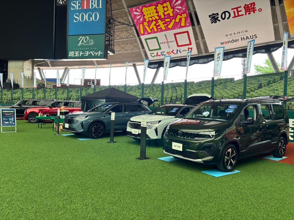本日から２日間　お祭りにプジョーが参加！！！