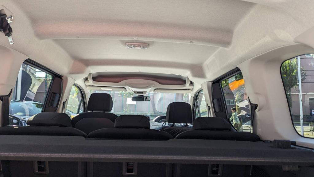 ＜新車入庫のお知らせ＞リフター　※カタログ設定外モデル