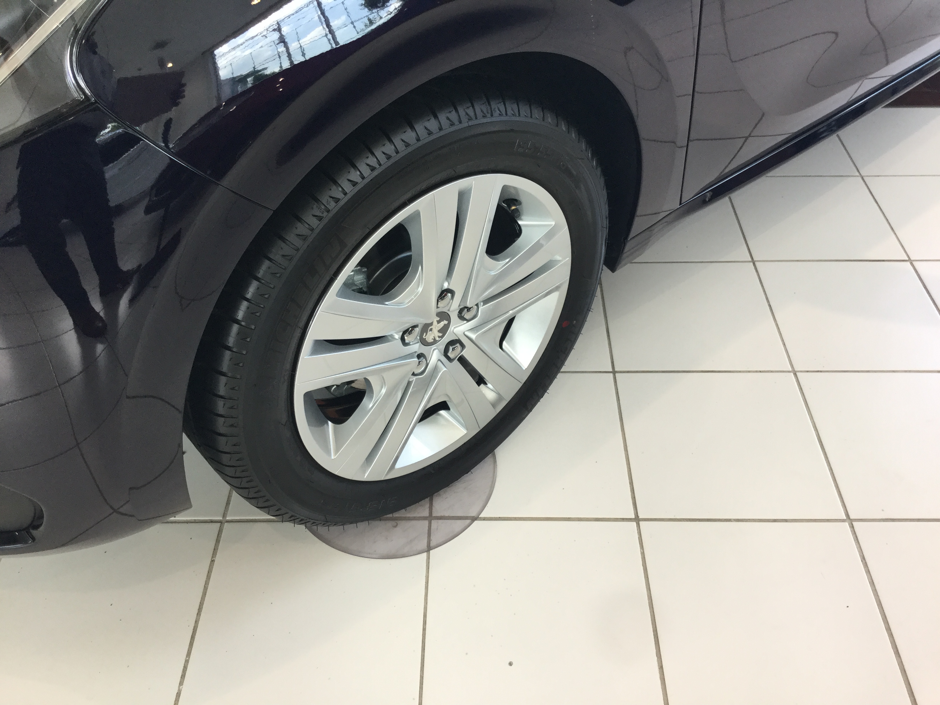 New208に待望の限定車デビュー！
