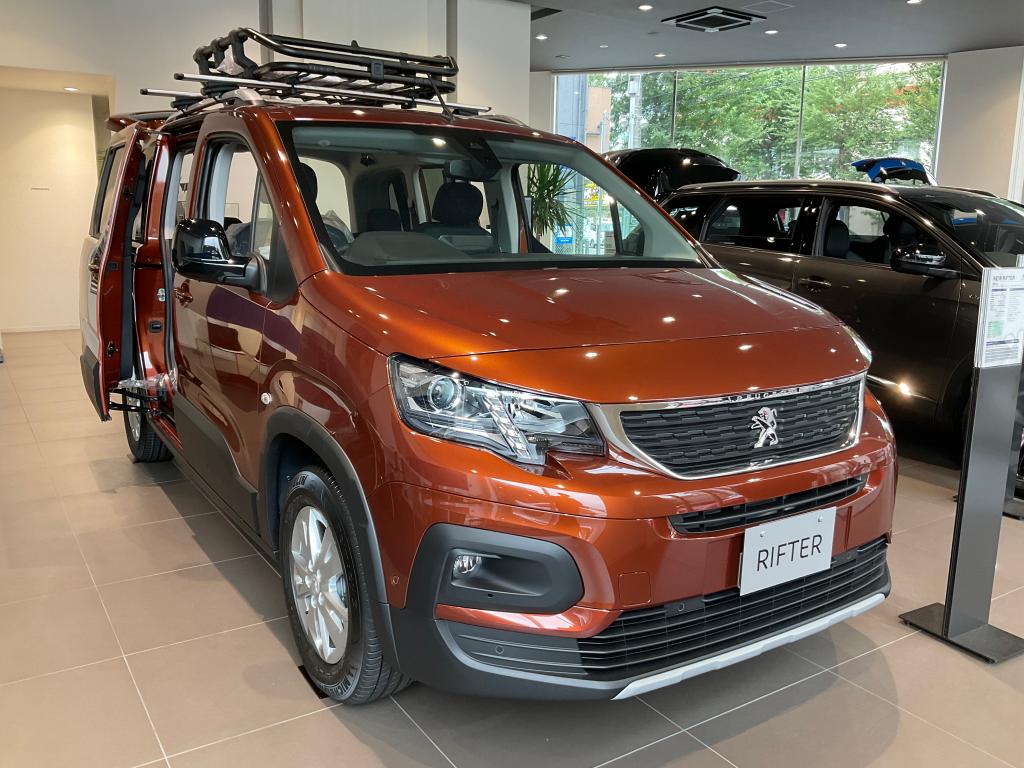 希少車種リフター展示車ご紹介。